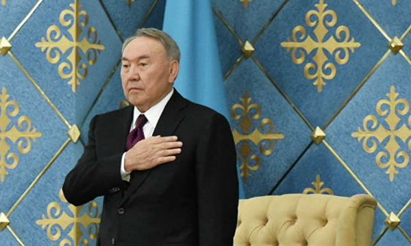 Назарбаев попросил прощения у народа Казахстана